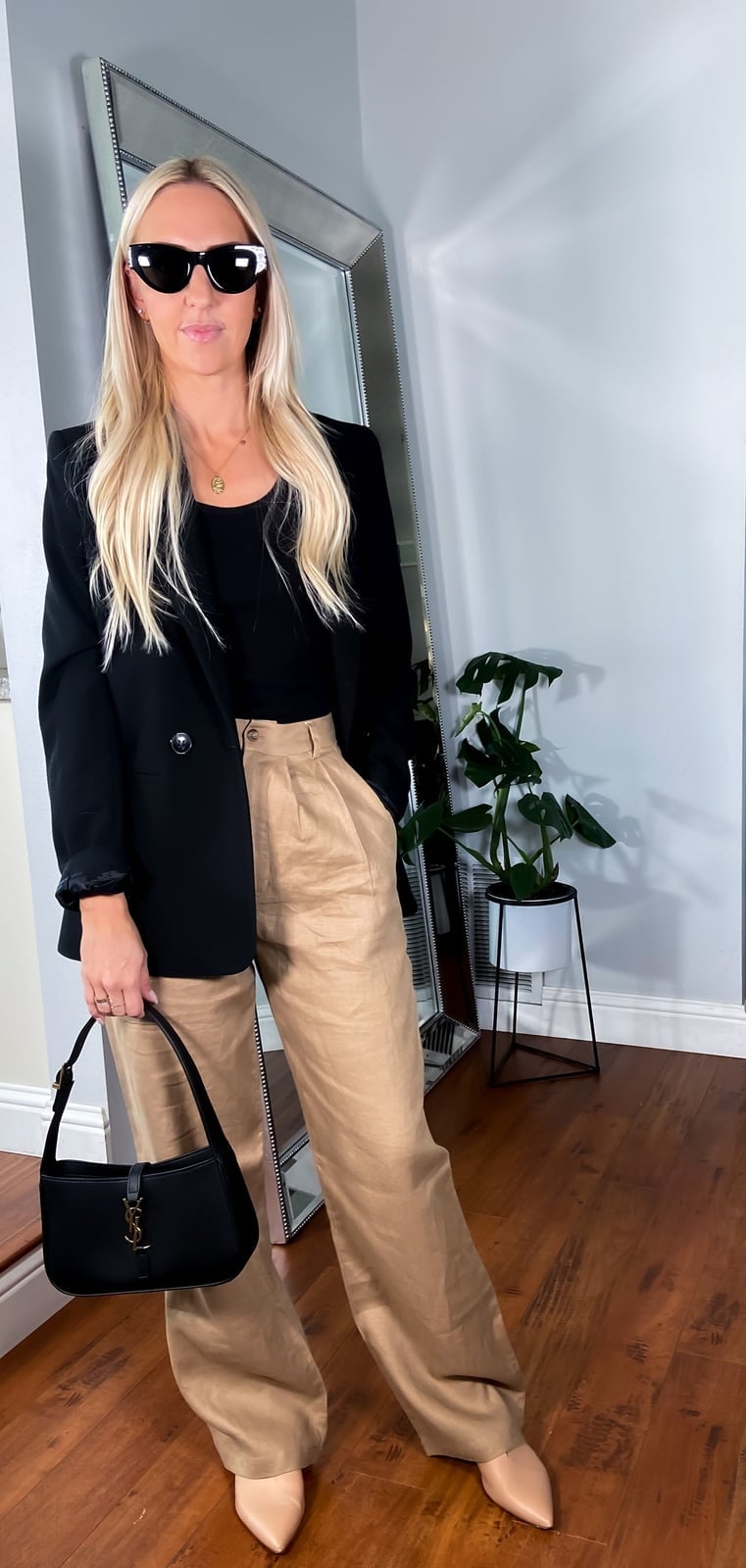 Tan wide-leg trousers with black blazer Tan wide-leg trousers with black blazer — Church Outfits