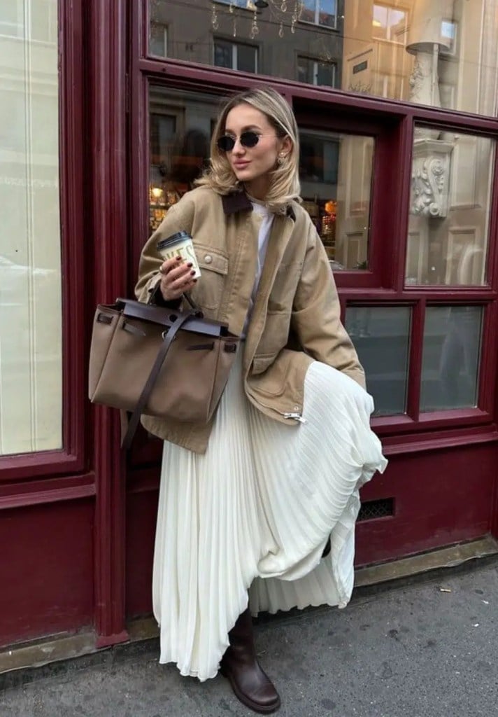 Utility jacket over white t-shirt with pleated midi skirt Utility jacket over white t-shirt with pleated midi skirt — Church Outfits