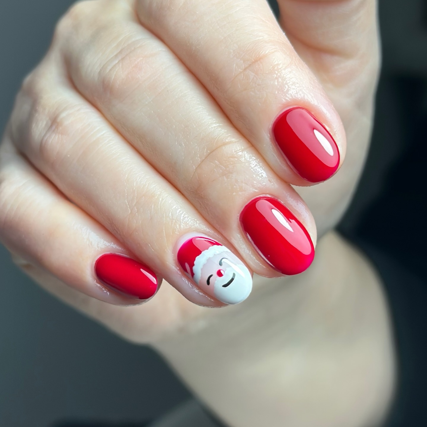 Classic Red Santa Face Christmas Oval Nails