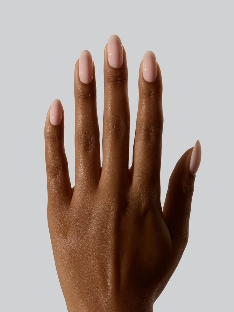 Sheer Pink Glossy Oval Nails Sheer Pink Glossy Oval Nails — Clean Girl Nails