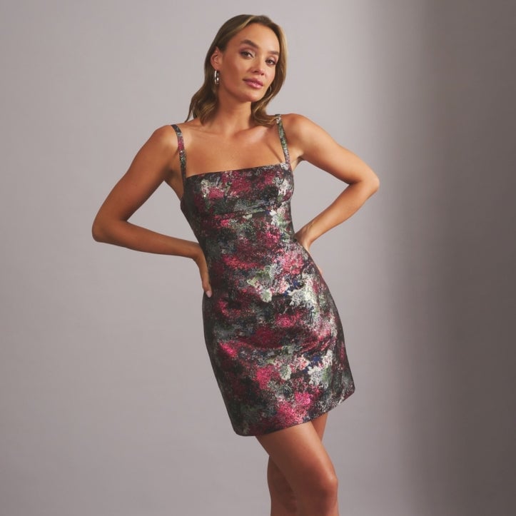 Metallic floral print fitted mini dress Metallic floral print fitted mini dress — Club Outfits