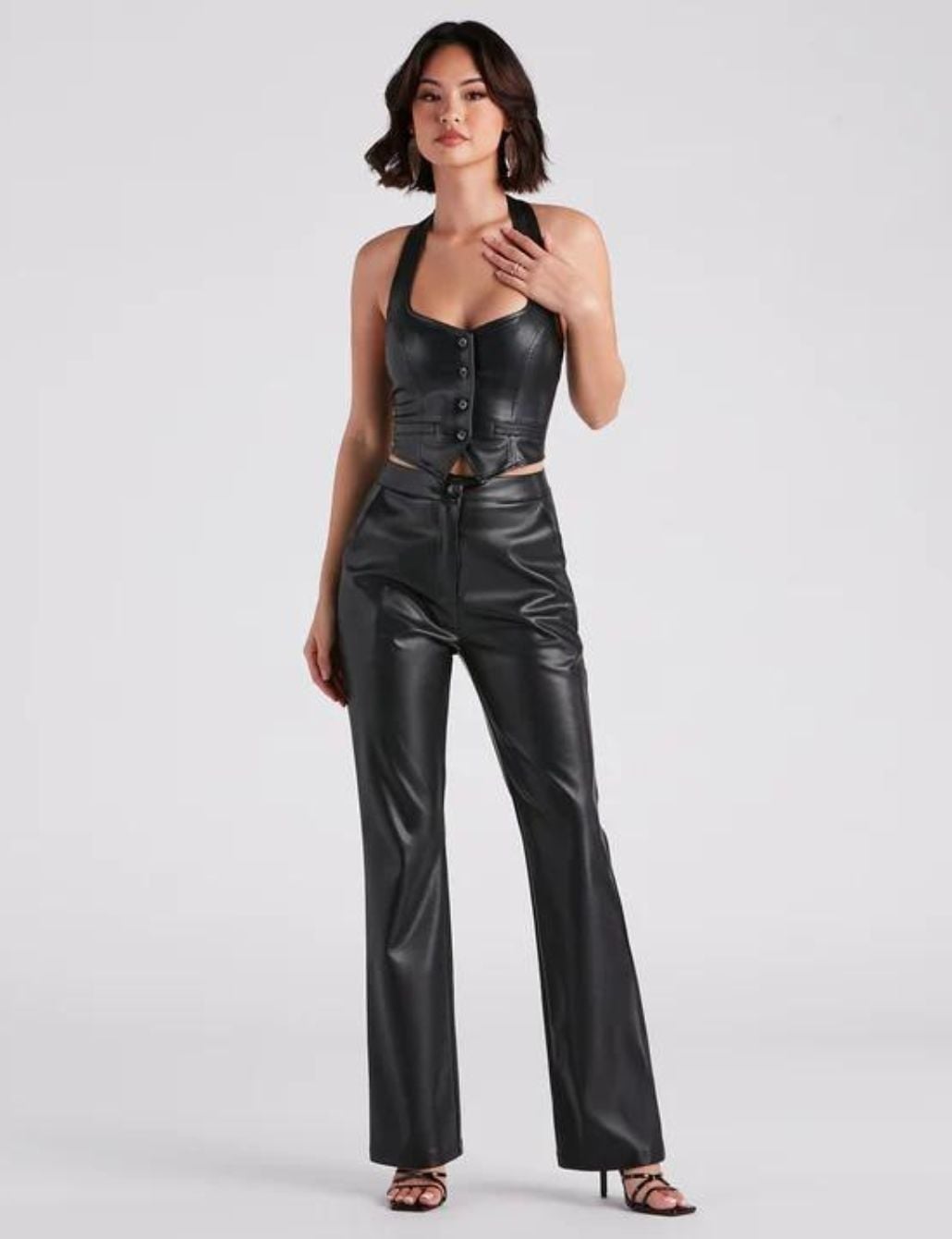 Black faux leather vest and wide-leg trousers set Black faux leather vest and wide-leg trousers set — Club Outfits