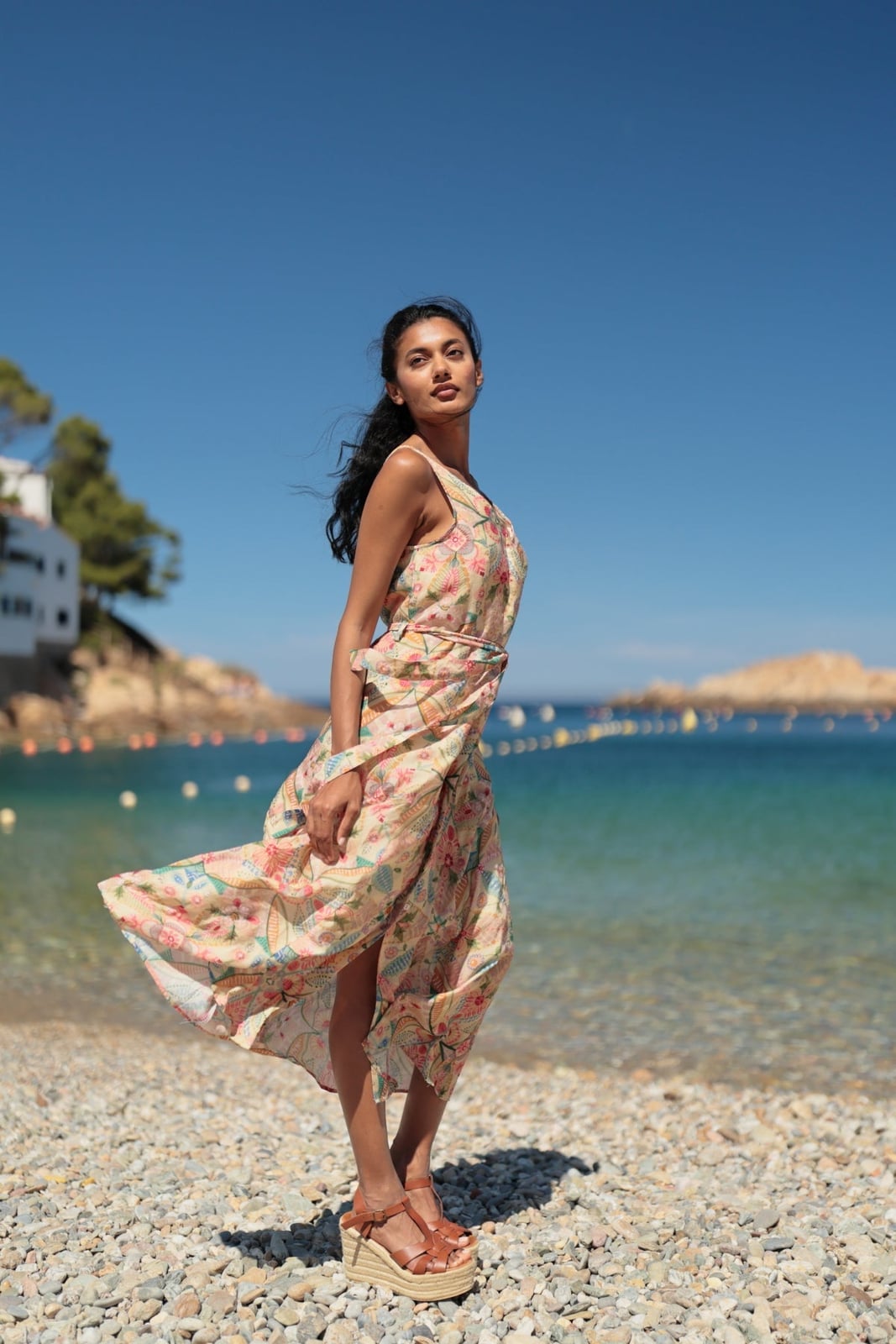 Floral Print Maxi Dress for Beach Vacation Floral Print Maxi Dress for Beach Vacation — Coastal Outfits