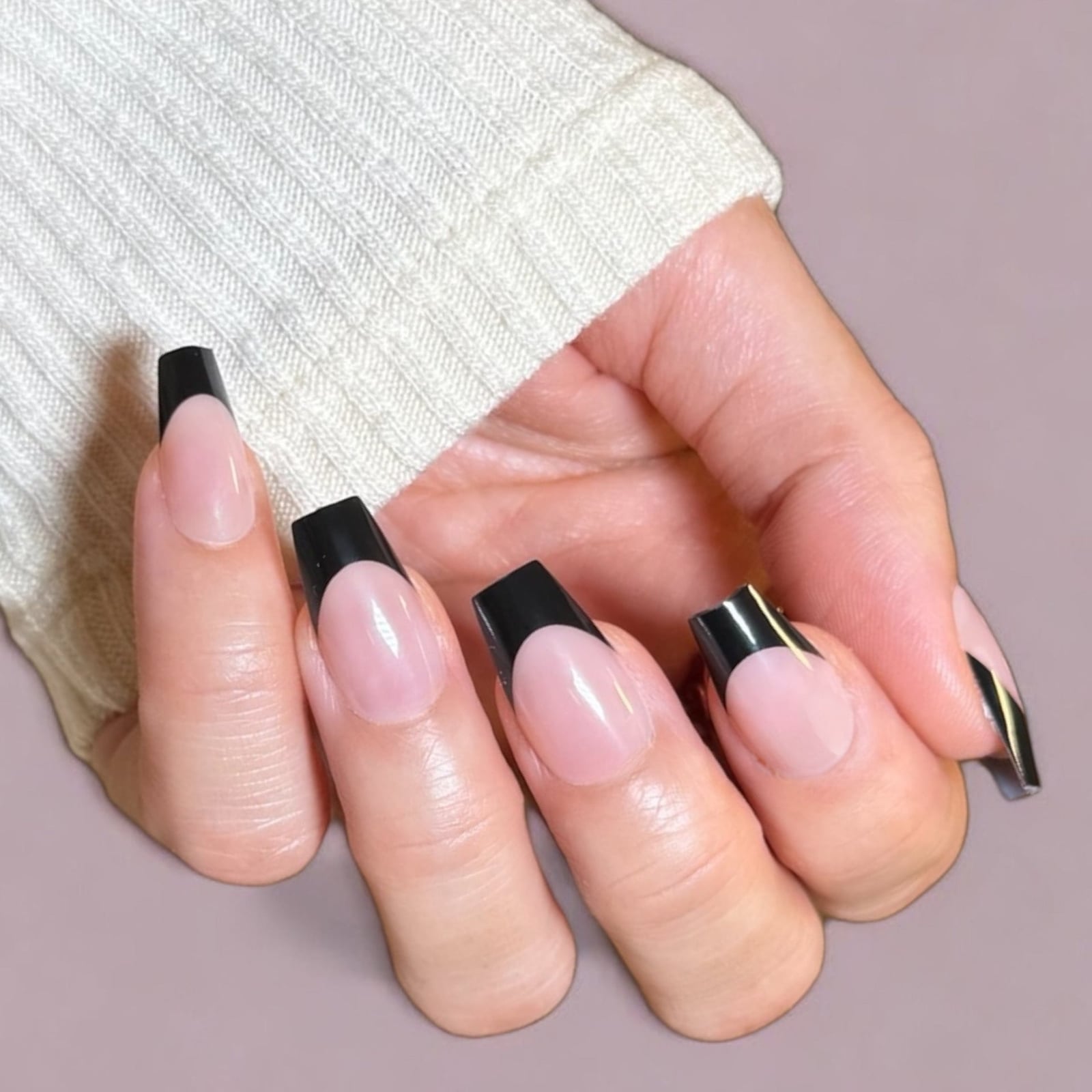 Short Coffin Black French Tip Glossy Short Coffin Black French Tip Glossy — Coffin Nails