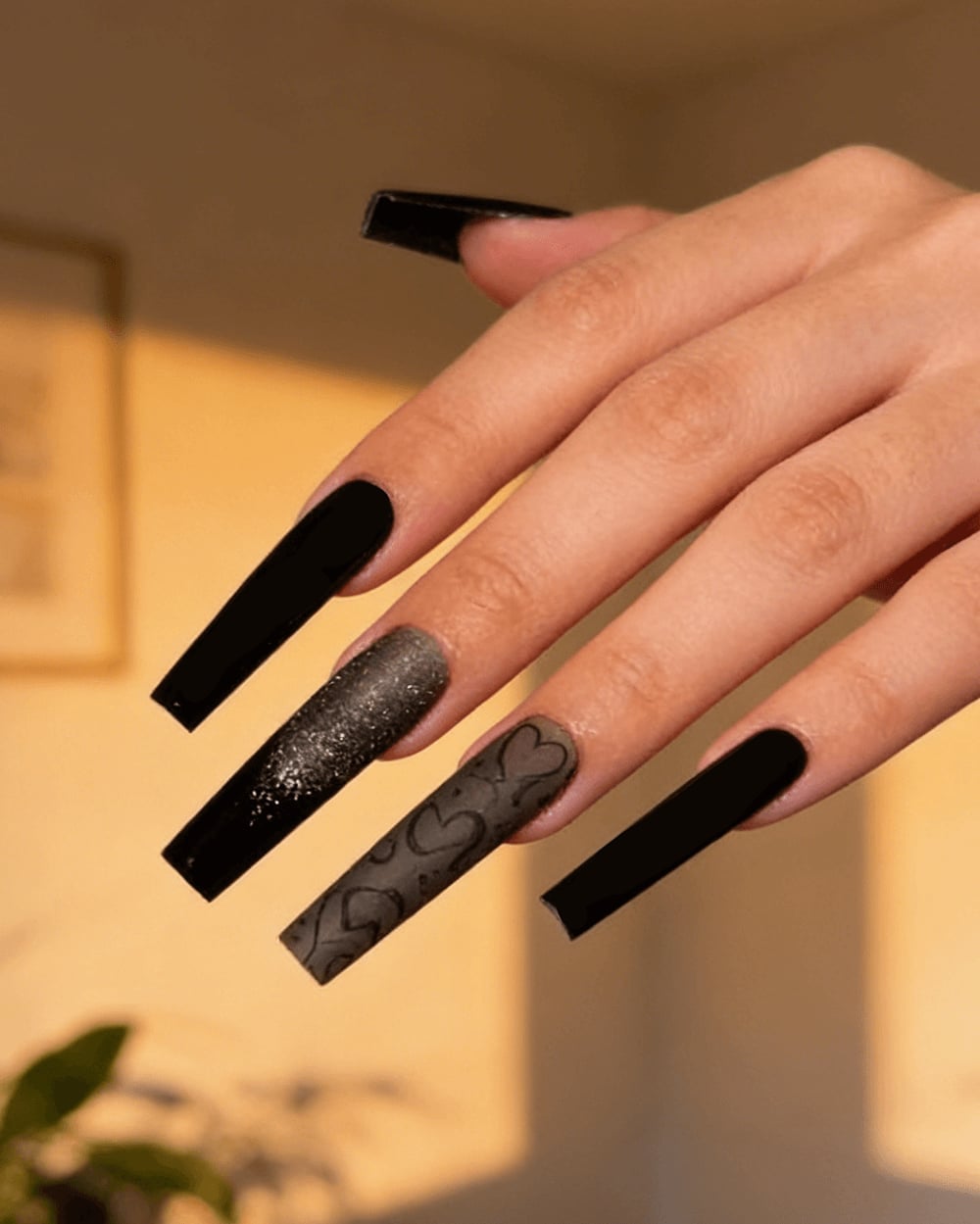 Extra-Long Coffin Mix of Black Finishes and Heart Extra-Long Coffin Mix of Black Finishes and Heart — Coffin Nails