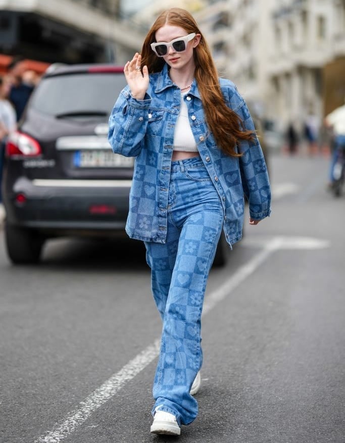 Printed denim set with white accents Printed denim set with white accents — College Outfits