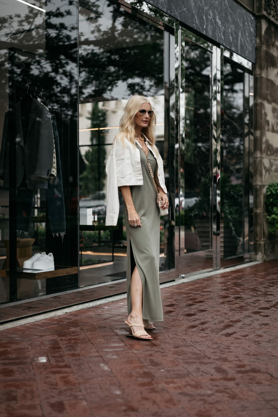 Olive Green Knit Dress With White Denim Jacket Olive Green Knit Dress With White Denim Jacket — Color Combinations Outfit