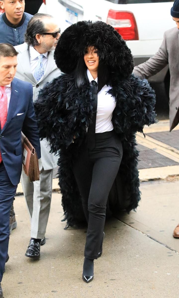 Oversized black feathered coat with tie Oversized black feathered coat with tie — Court Outfits