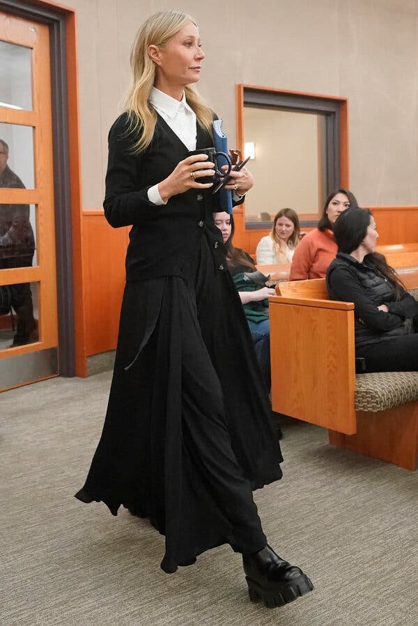 Black wide-leg skirt or trousers with chunky boots Black wide-leg skirt or trousers with chunky boots — Court Outfits