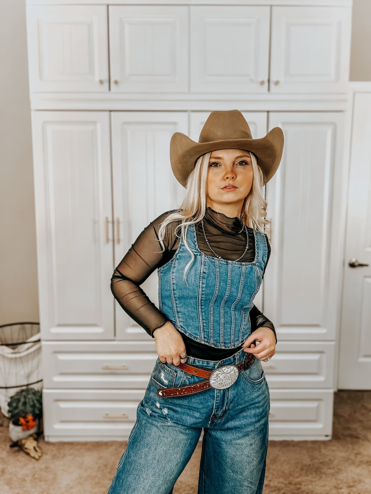 Denim Corset Top With Mesh Top And Wide Leg Jeans Denim Corset Top With Mesh Top And Wide Leg Jeans — Cowboy Hat Outfits