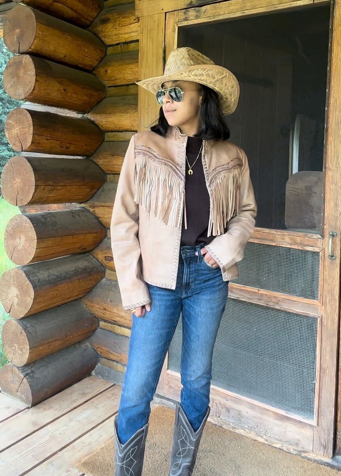 Fringe Leather Jacket With Jeans And Straw Hat Fringe Leather Jacket With Jeans And Straw Hat — Cowboy Hat Outfits