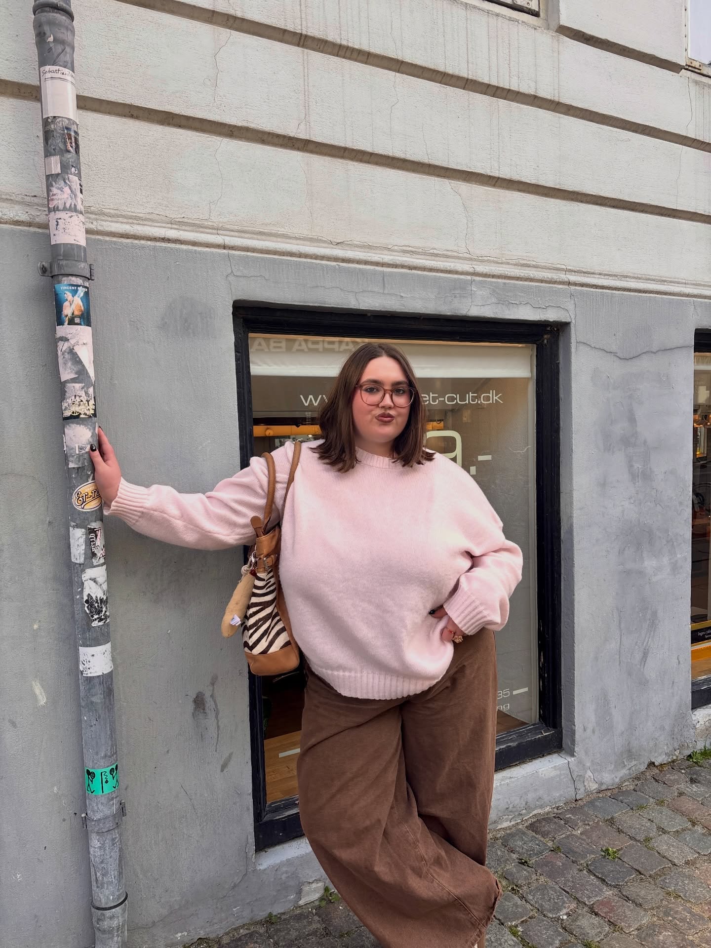 Cozy Pink Sweater And Brown Wide-Leg Pants Outfit