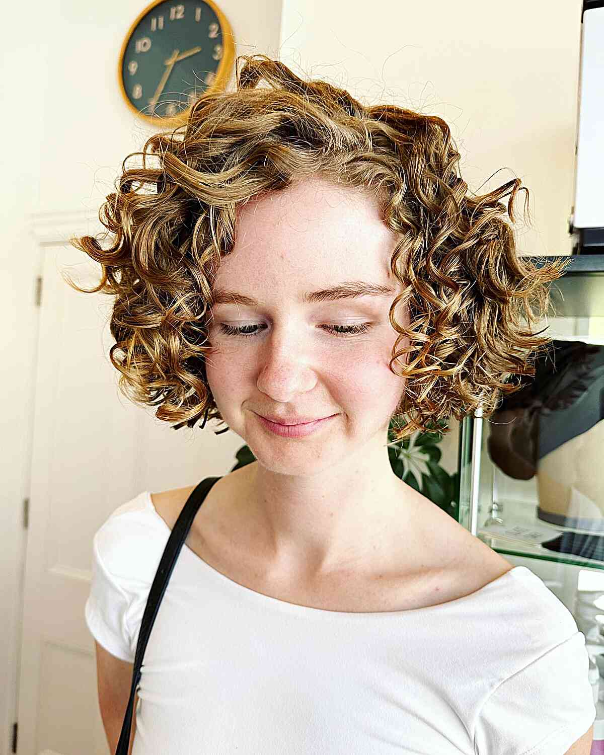 Short Curly Bob With Wispy Bangs Short Curly Bob With Wispy Bangs — Curly Hair
