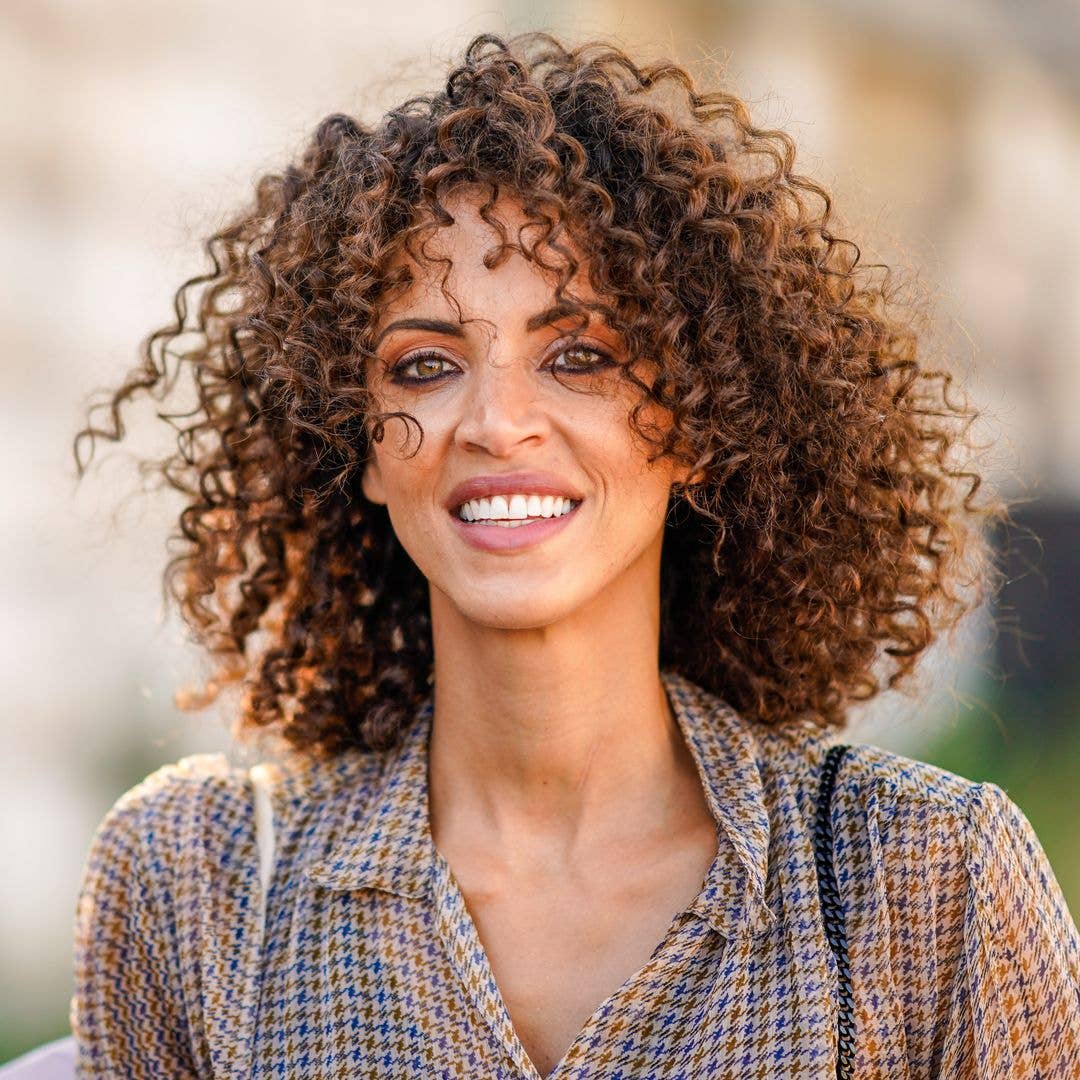 Shoulder Length Shag With Curtain Bangs Shoulder Length Shag With Curtain Bangs — Curly Hair