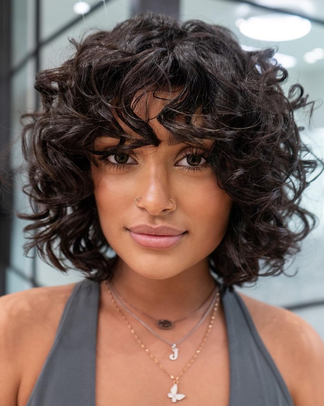 Collarbone Length Layers With Curtain Bangs Collarbone Length Layers With Curtain Bangs — Curly Hair Cuts