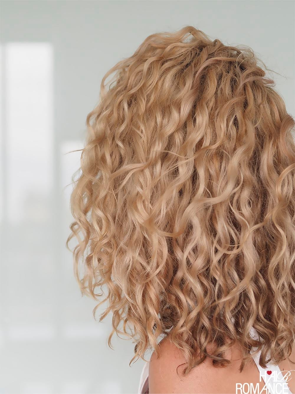 Ash Blonde Collarbone Layers Ash Blonde Collarbone Layers — Curly Hair Cutting