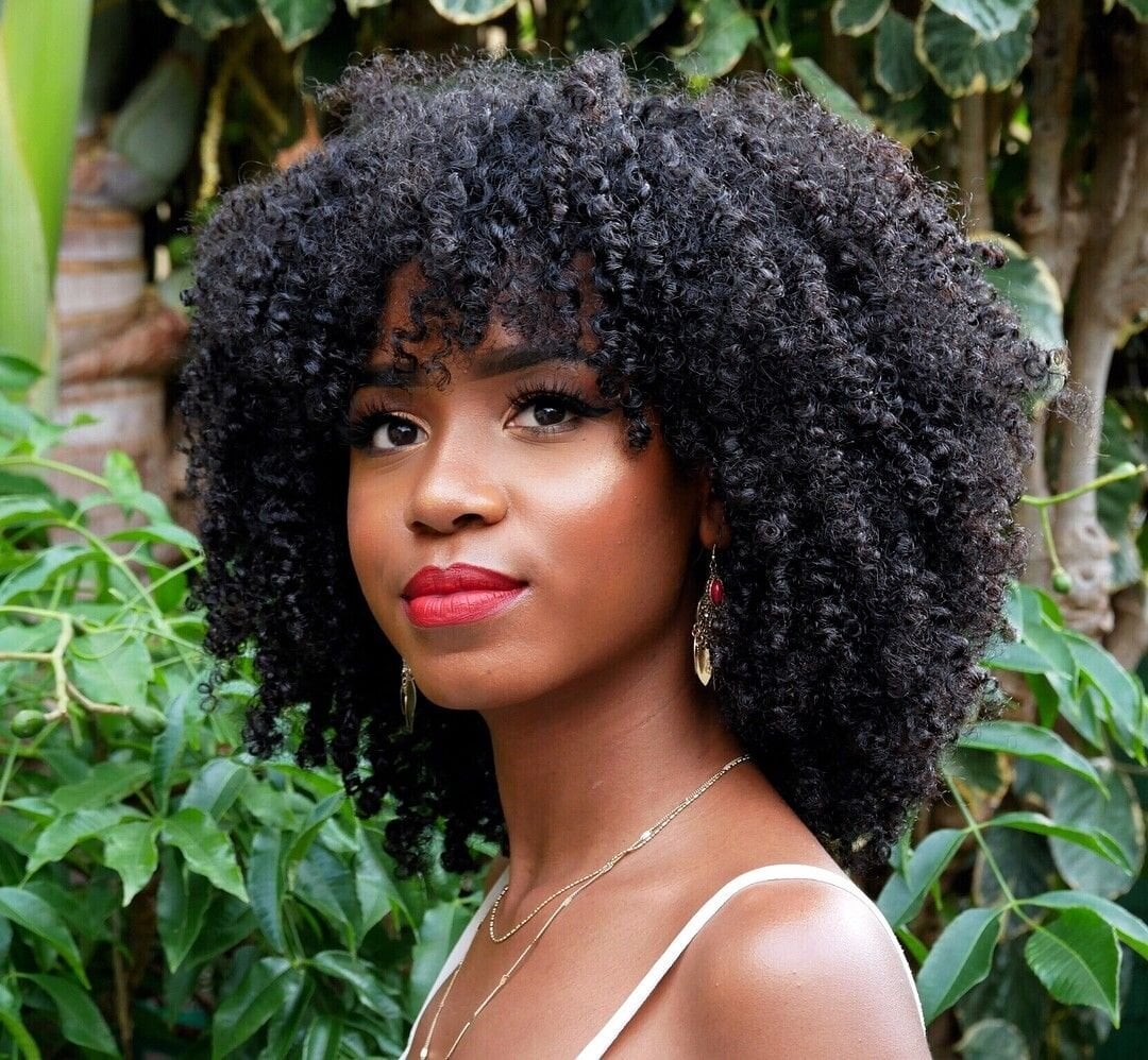 Voluminous Shoulder Length Layers Voluminous Shoulder Length Layers — Curly Hair Cutting