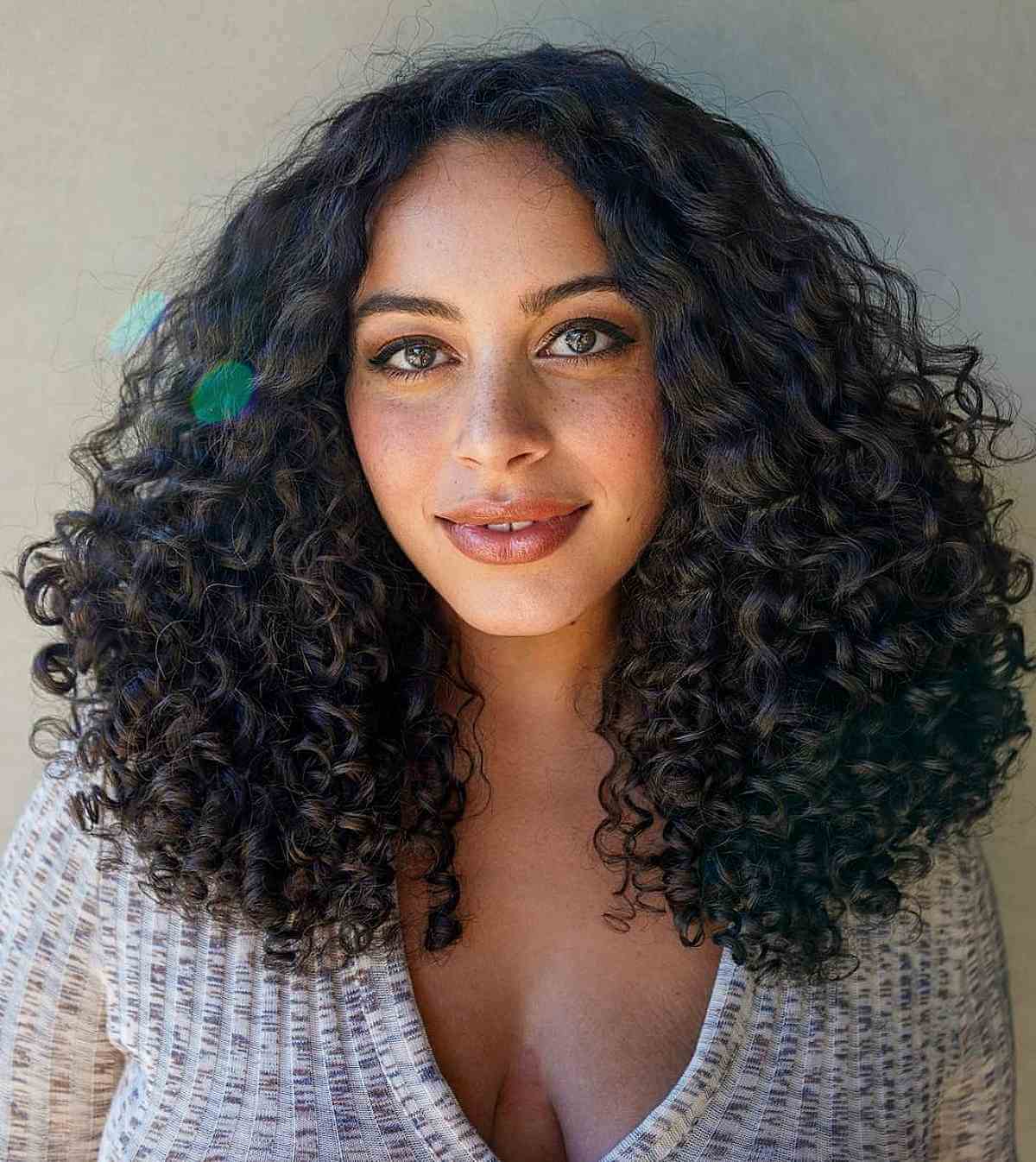 Shoulder Length Curly Hair With Curtain Bangs Shoulder Length Curly Hair With Curtain Bangs — Curly Hair Natural