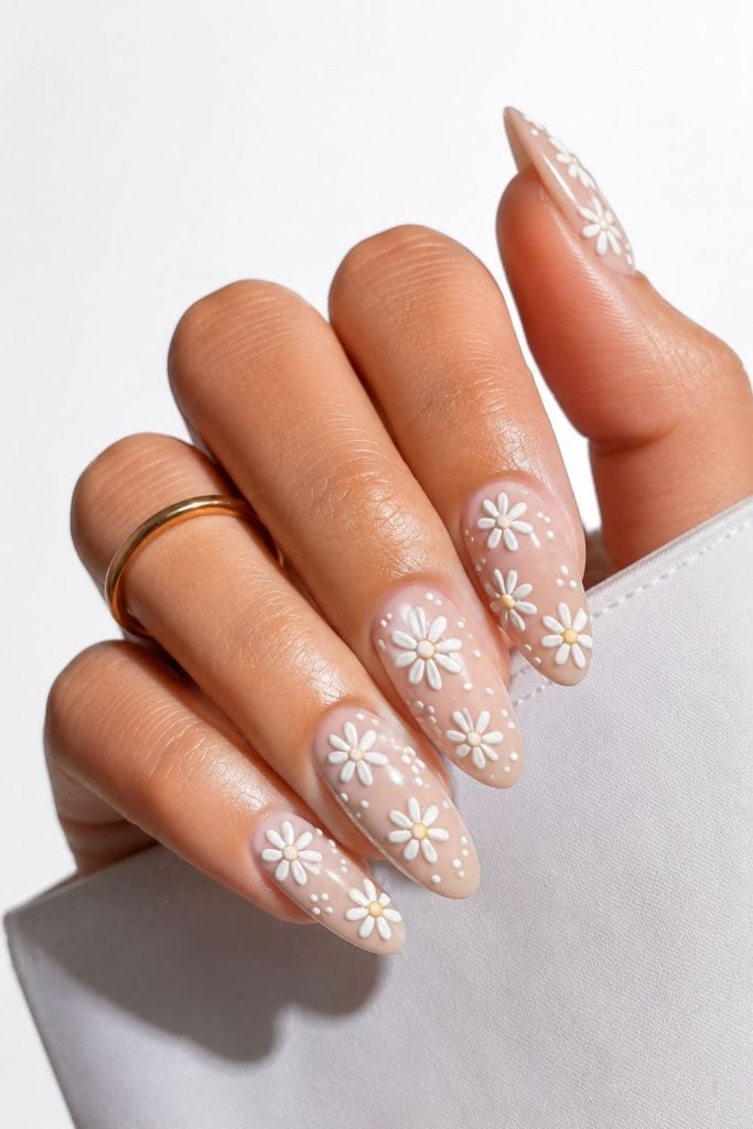 Short Almond Nails With 3D Flowers Short Almond Nails With 3D Flowers — Cute Almond Nails