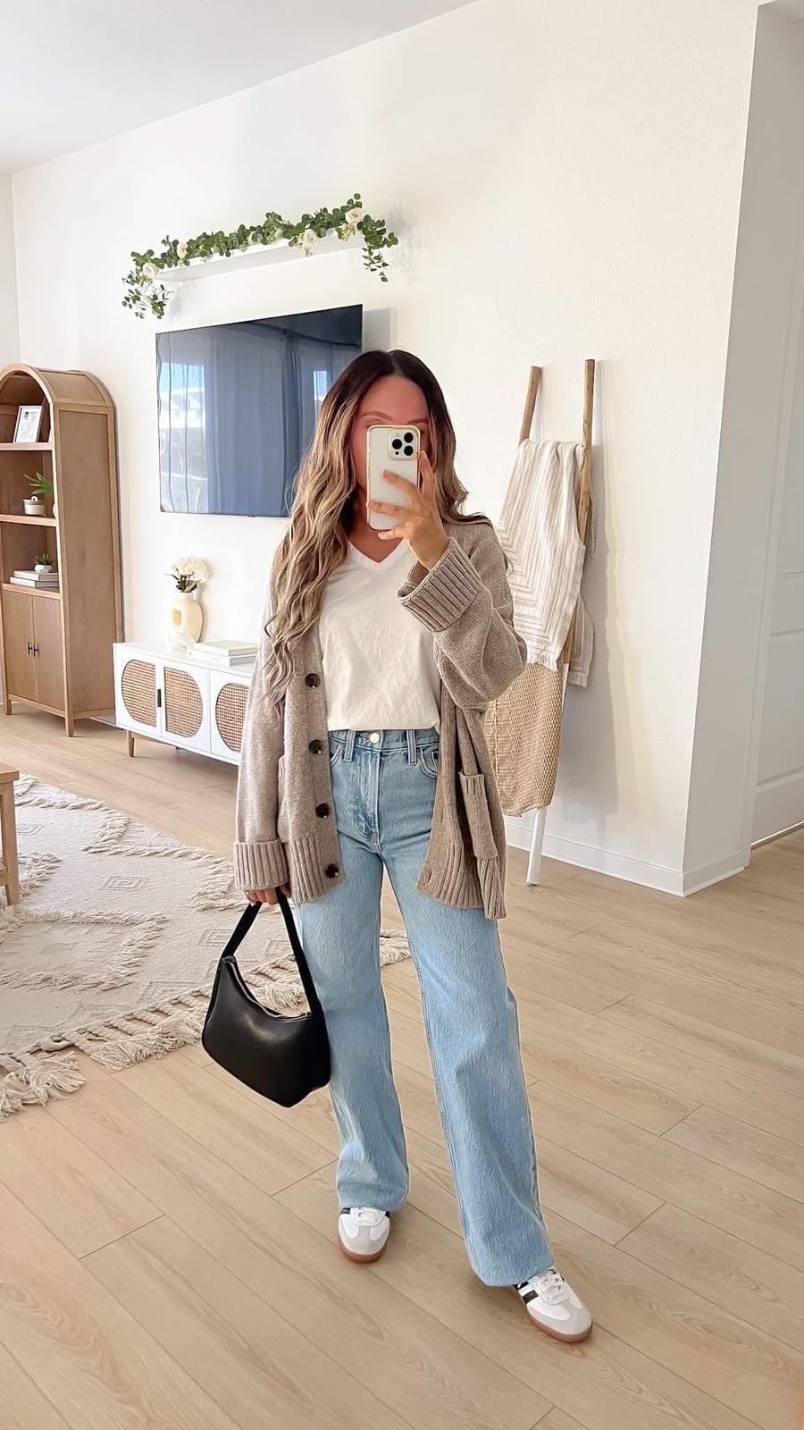 Beige Knit Cardigan and Wide-Leg Jeans Beige Knit Cardigan and Wide-Leg Jeans — Cute Outfits