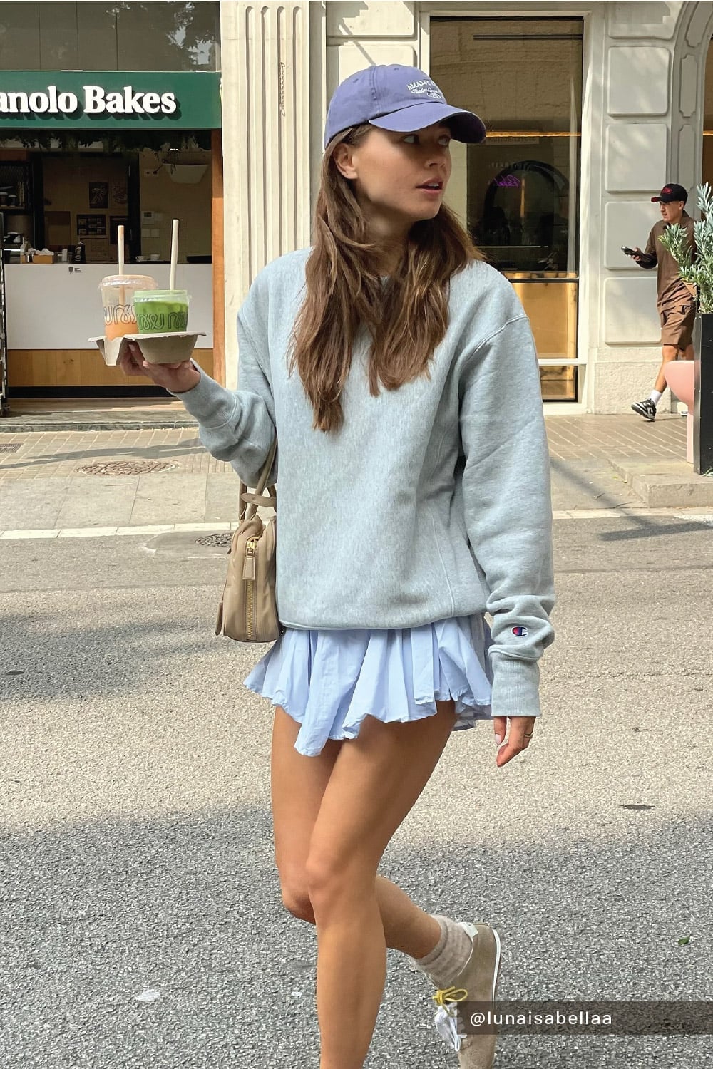 Gray Sweatshirt and Pleated Mini Skirt Gray Sweatshirt and Pleated Mini Skirt — Cute Outfits
