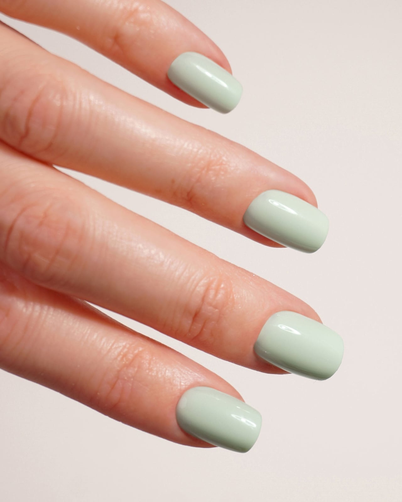 Glossy Light Green Short Square Nails Glossy Light Green Short Square Nails — Cute Square Nails