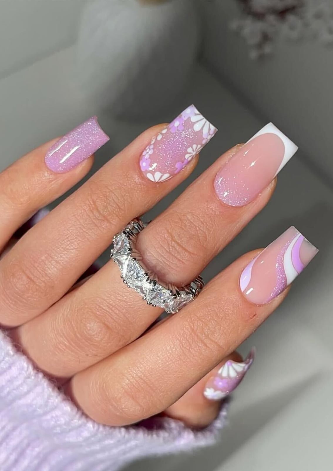 Medium Square Lilac Floral Shimmer French Nails Medium Square Lilac Floral Shimmer French Nails — Cute Square Nails