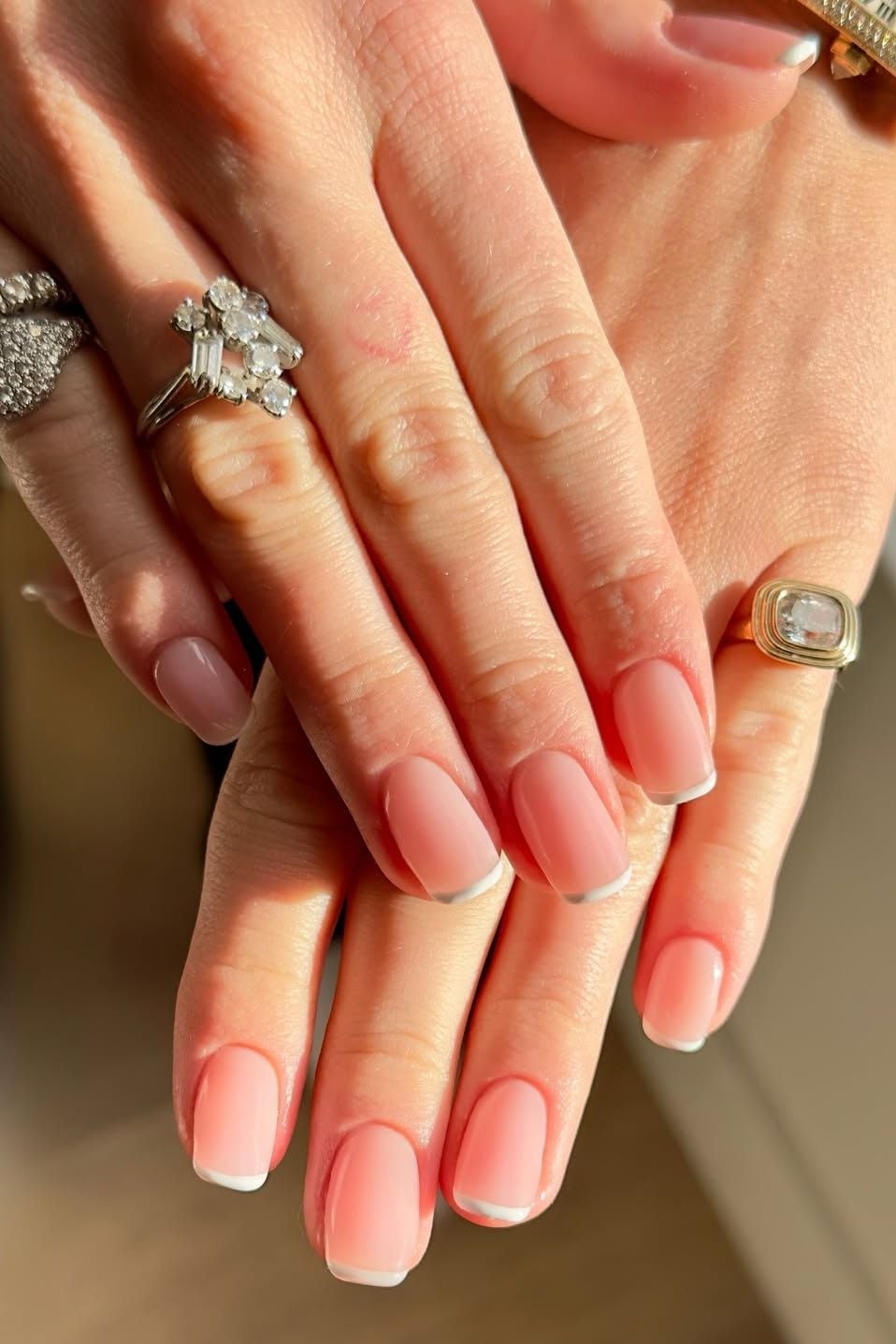 Sheer Pink Thin White French Short Square Nails, нюдовый розовый Sheer Pink Thin White French Short Square Nails, нюдовый розовый — Cute Square Nails