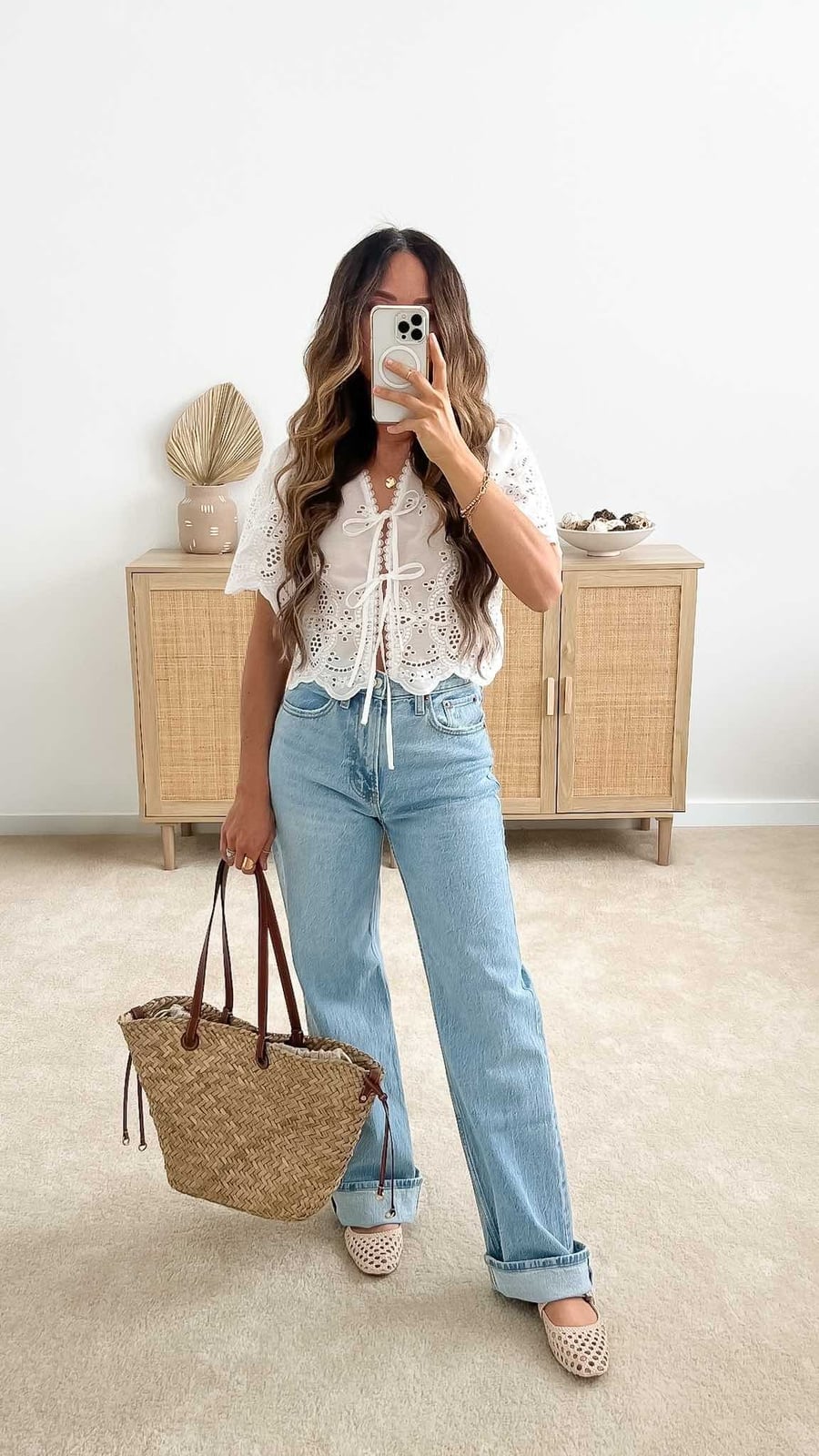 Broderie Anglaise Top with Wide-Leg Jeans Broderie Anglaise Top with Wide-Leg Jeans — Cute Style