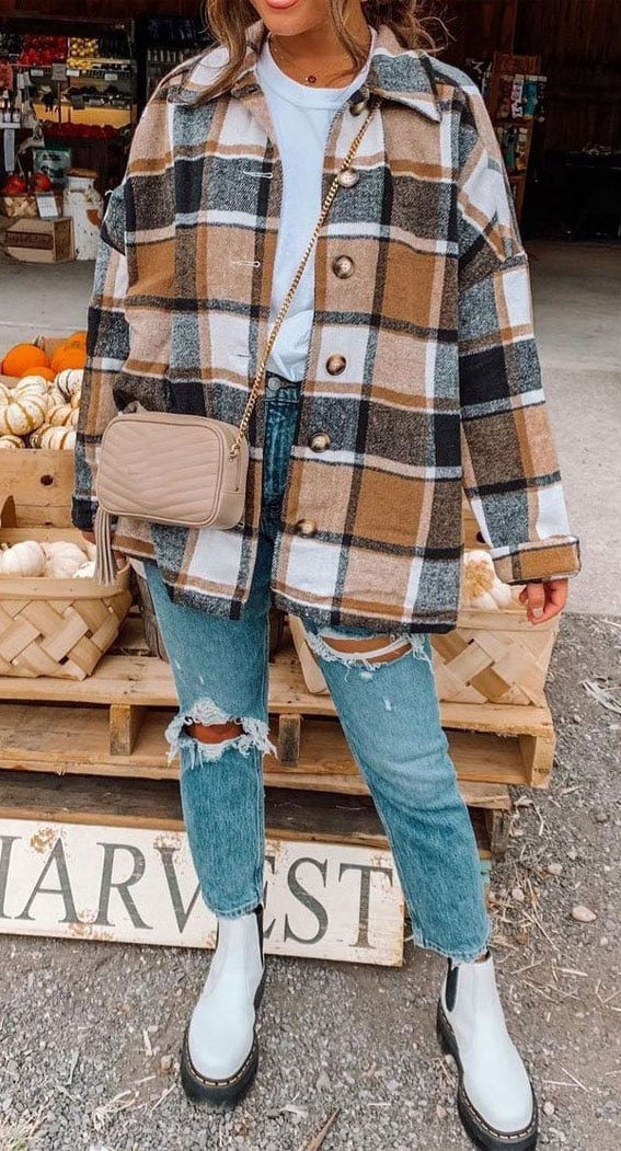 Plaid Shacket with Ripped Jeans for Fall Plaid Shacket with Ripped Jeans for Fall — Cute Style