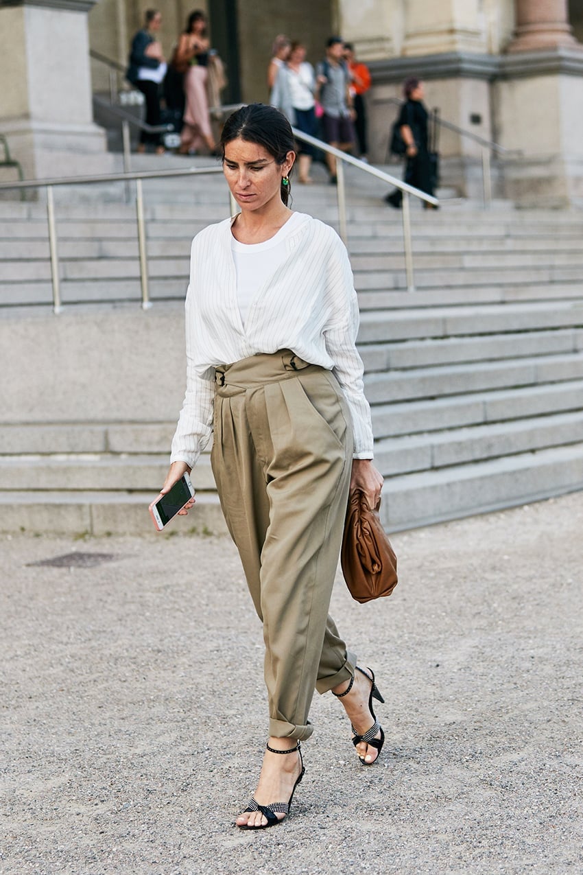 Khaki Pleated Trousers With White Button Down Khaki Pleated Trousers With White Button Down — Cute Work Outfit