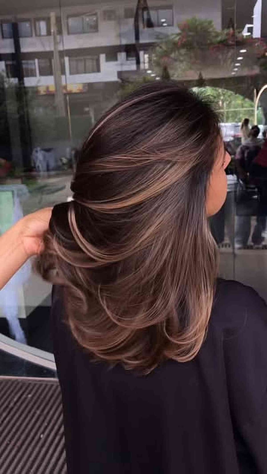 Dark Brown With Blonde Highlights and Curtain Bangs, Layers Dark Brown With Blonde Highlights and Curtain Bangs, Layers — Dark Brown Hair