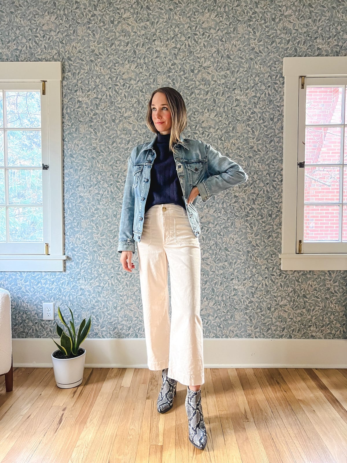 Medium Wash Denim Jacket With Snakeskin Boots Medium Wash Denim Jacket With Snakeskin Boots — Denim Jacket Outfits