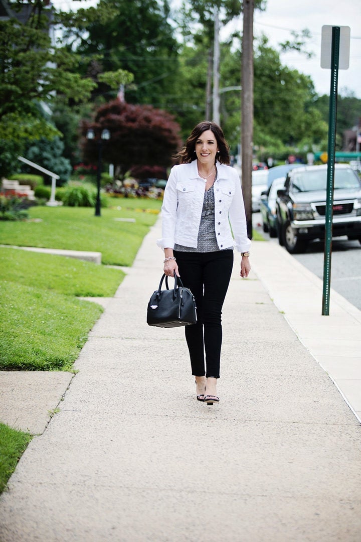 White Denim Jacket With Patterned Top White Denim Jacket With Patterned Top — Denim Jacket Outfits