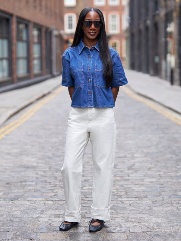 Blue boxy denim shirt with white wide-leg jeans Blue boxy denim shirt with white wide-leg jeans — Denim Top Outfit