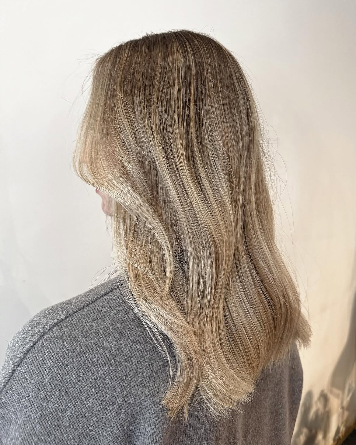 Dimensional Honey Blonde Waves With Face Framing
