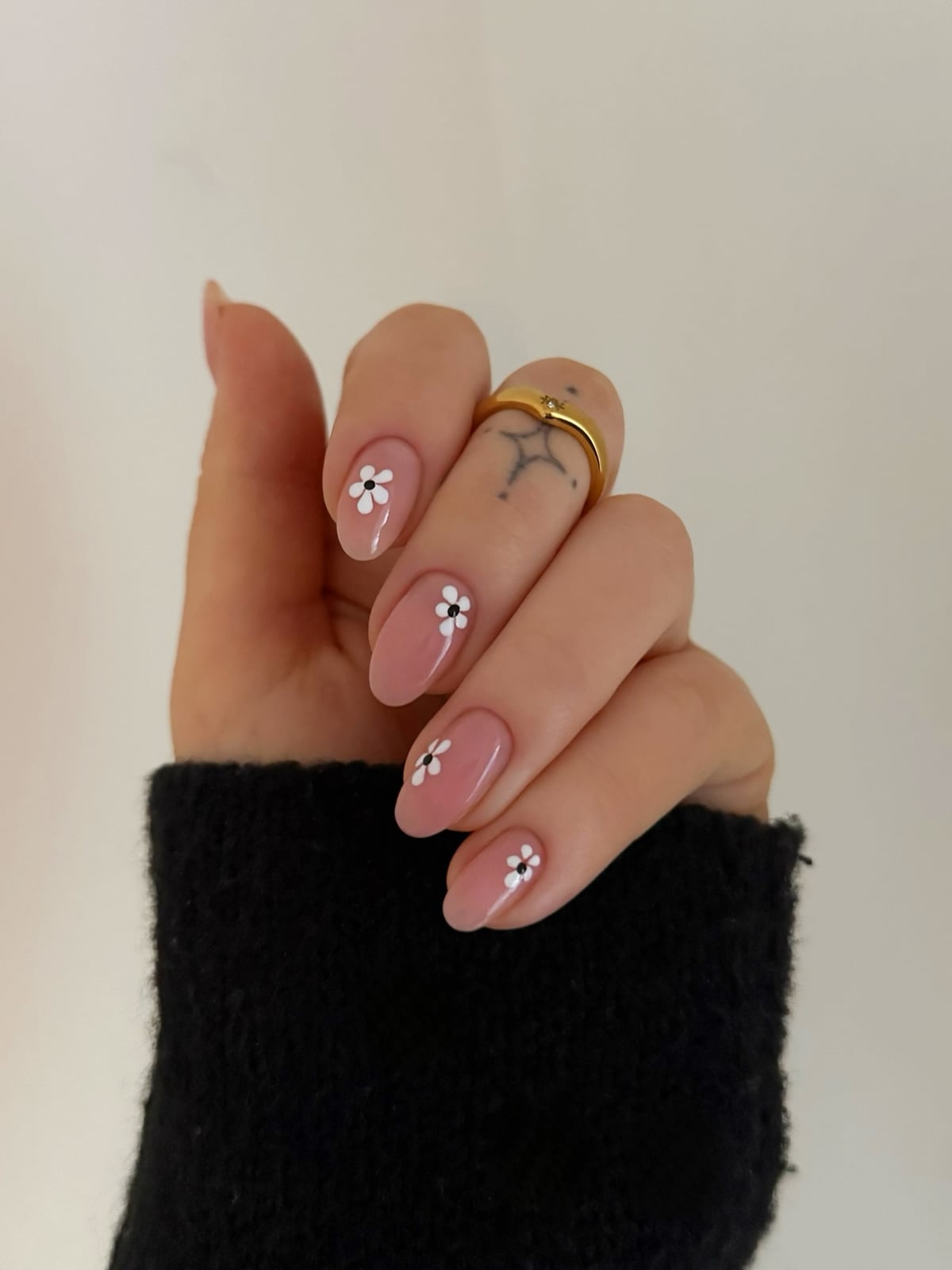 Short Almond Sheer Pink with White Flower Art Dip Nails Short Almond Sheer Pink with White Flower Art Dip Nails