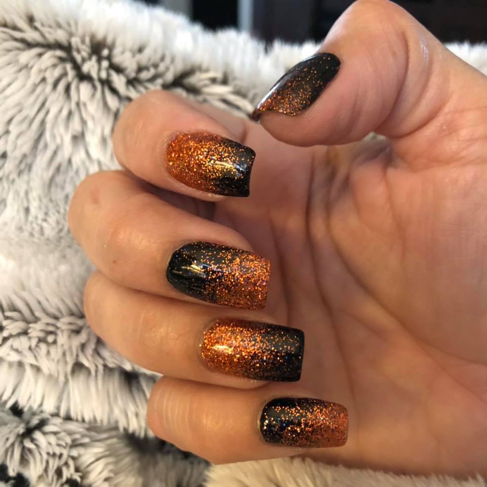 Short Square Black to Orange Glitter Ombre Dip Nails Short Square Black to Orange Glitter Ombre Dip Nails