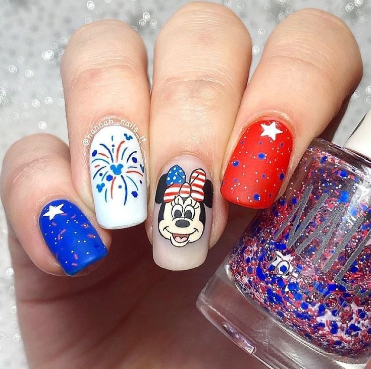 Patriotic Minnie Mouse Short Square Nails Patriotic Minnie Mouse Short Square Nails — Disney Nails