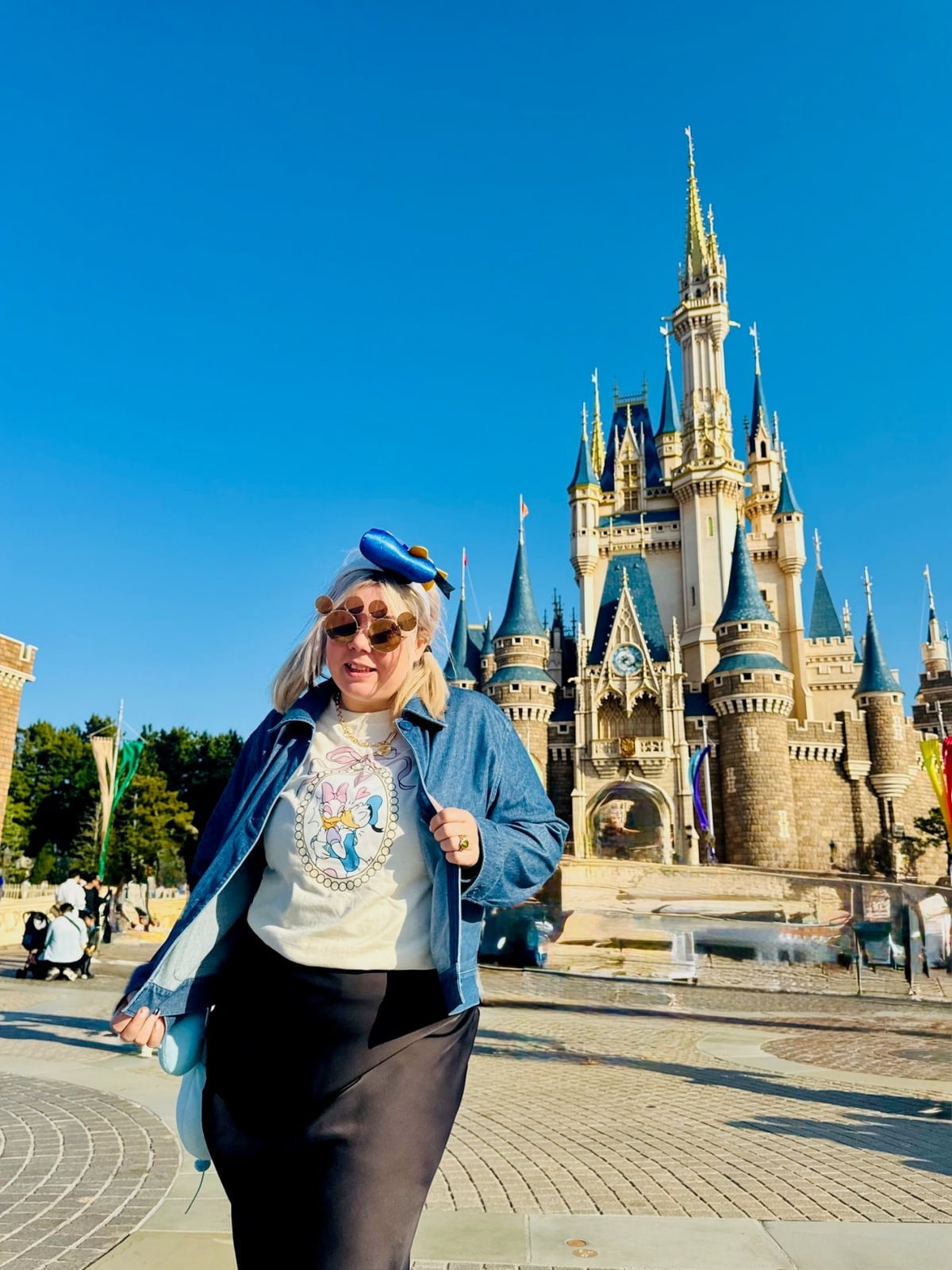 Denim Jacket Over Minnie Mouse Tee With Long Skirt Denim Jacket Over Minnie Mouse Tee With Long Skirt — Disney Outfits