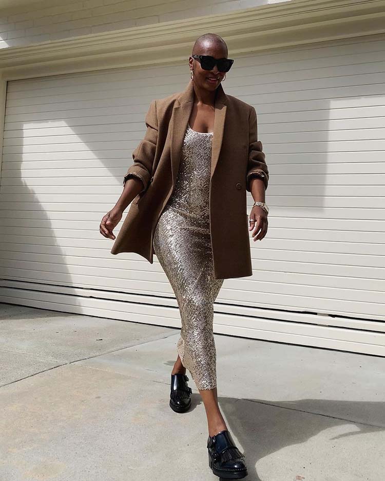 Gold sequin midi dress with brown blazer Gold sequin midi dress with brown blazer — Dress Outfits