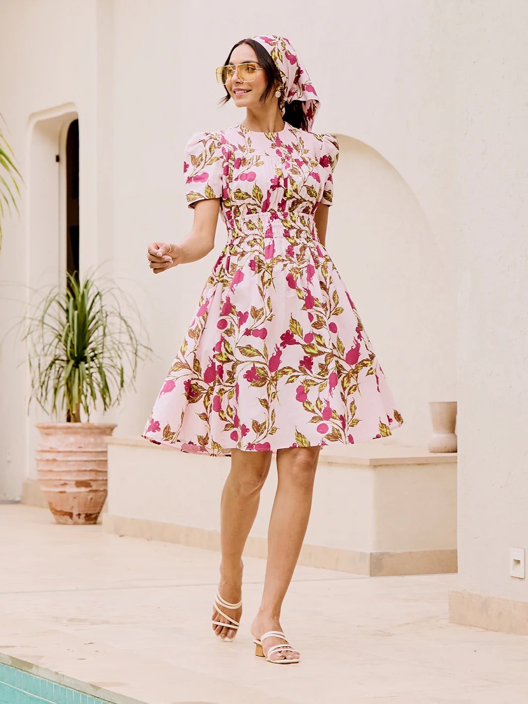Pink floral print midi dress with puff sleeves Pink floral print midi dress with puff sleeves — Dress Outfits