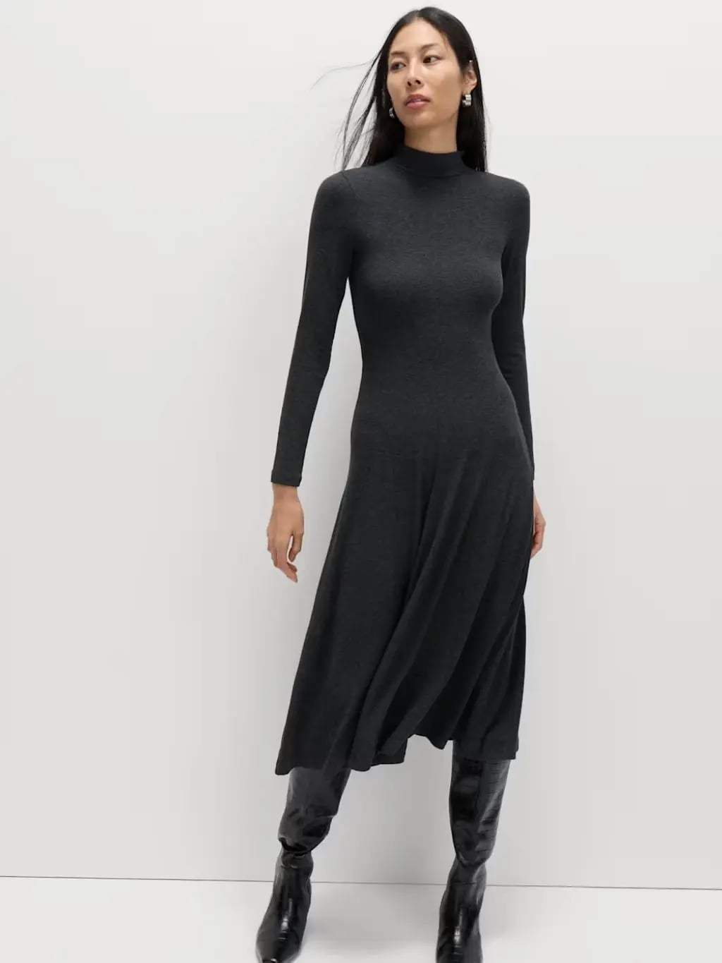 Charcoal gray knit turtleneck midi dress Charcoal gray knit turtleneck midi dress — Dress Outfits