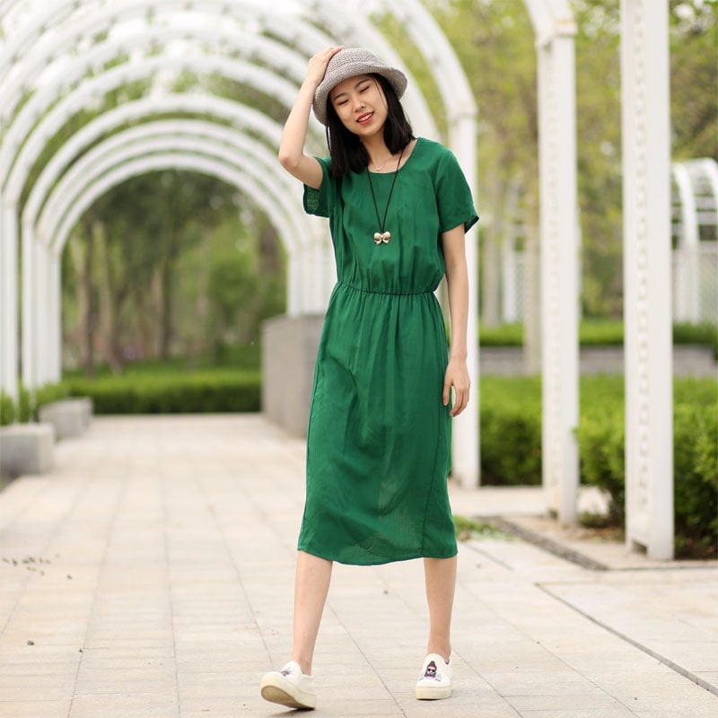 Green Linen Midi Dress With Sneakers Green Linen Midi Dress With Sneakers — Dresses Simple