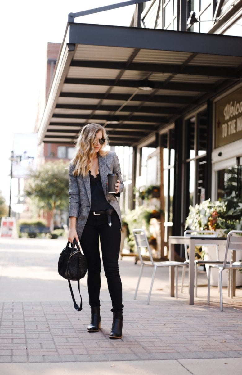 Gray blazer with lace camisole and skinny jeans Gray blazer with lace camisole and skinny jeans — Edgy Outfits