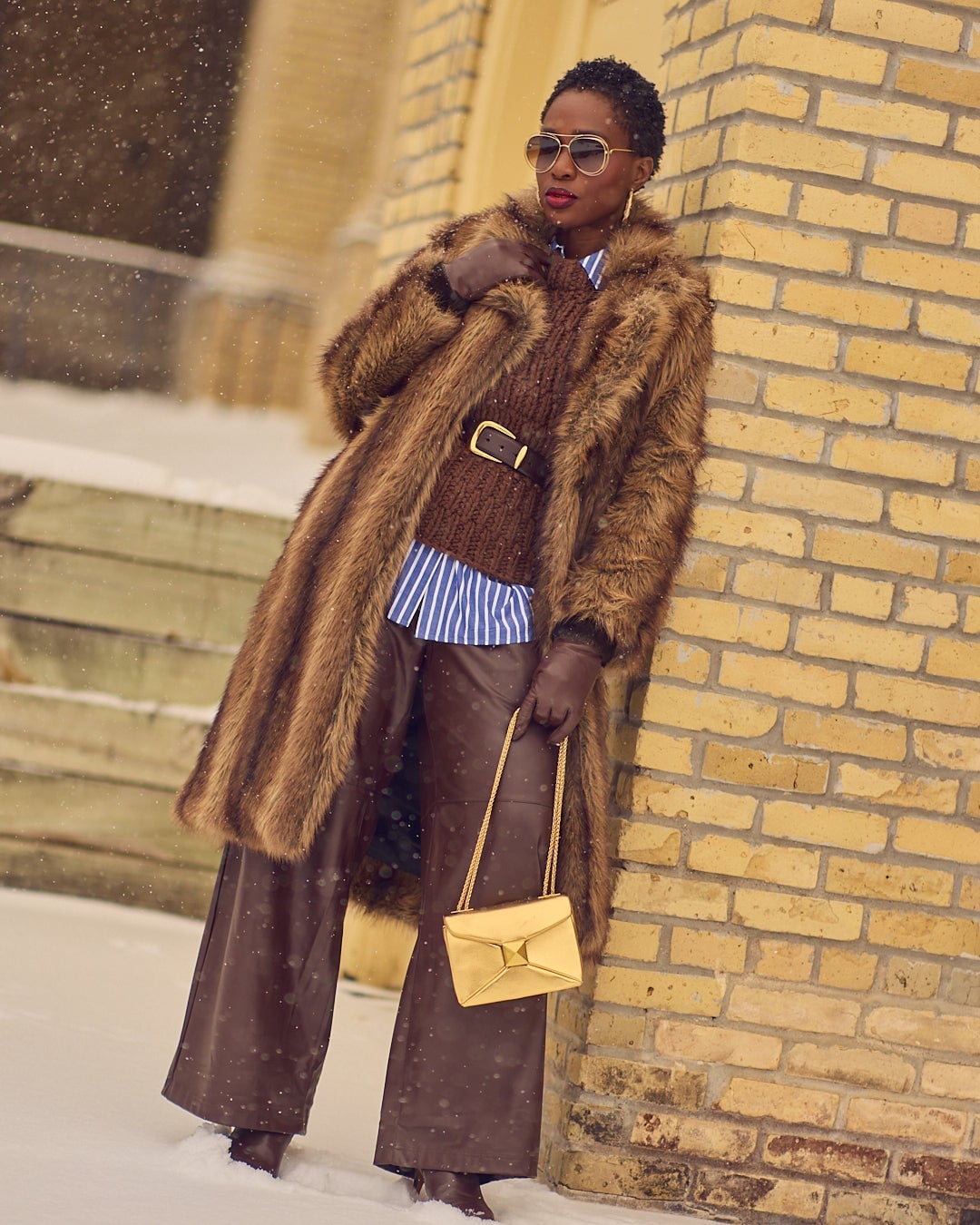 Long Faux Fur Coat Elevates Casual Knitwear Long Faux Fur Coat Elevates Casual Knitwear — Elegant Outfits
