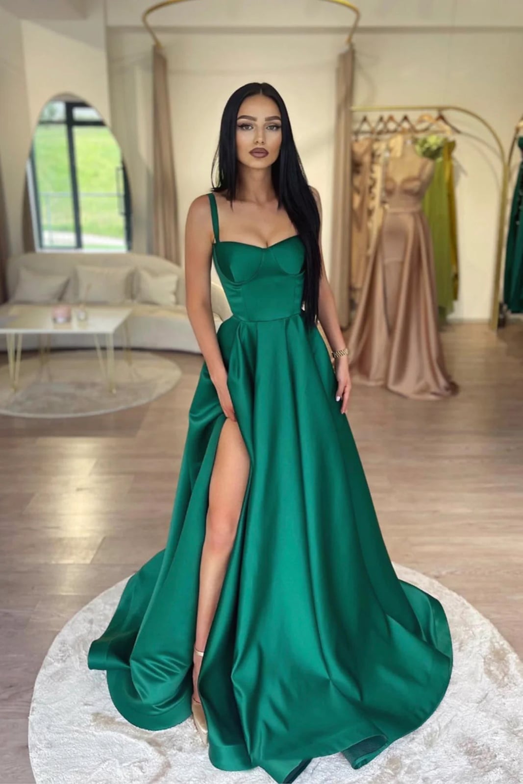 Satin prom dress with spaghetti straps Satin prom dress with spaghetti straps — Emerald Green Dress