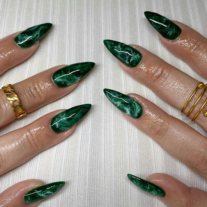 Short Square Emerald Green Chrome Nails Short Square Emerald Green Chrome Nails — Emerald Green Nails