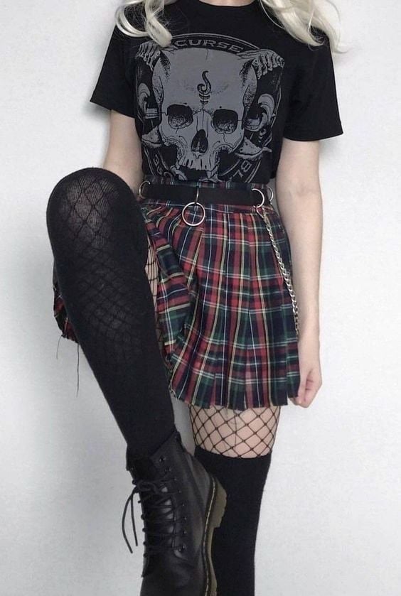 Skull Graphic Tee With Plaid Skirt And Patterned Tights Skull Graphic Tee With Plaid Skirt And Patterned Tights — Emo Outfits