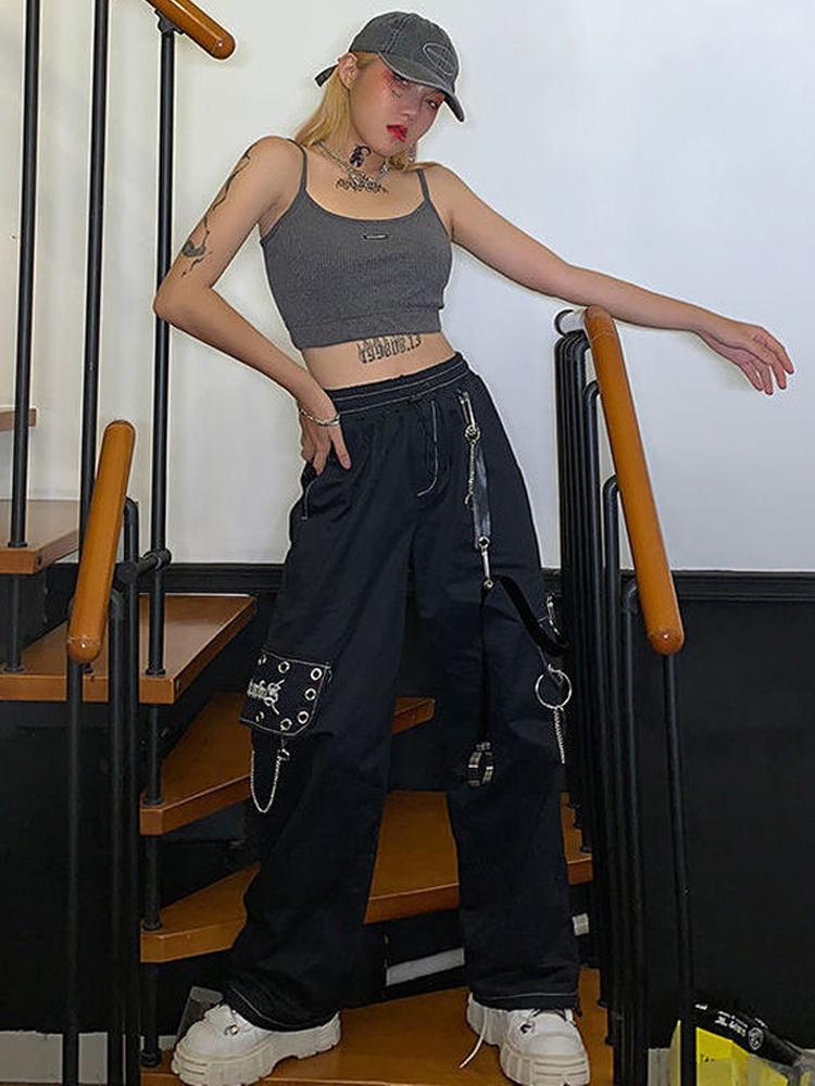 Cargo pants with chains and hardware create utilitarian, Close-Up Take Cargo pants with chains and hardware create utilitarian, Close-Up Take — Emo Style